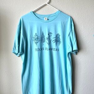 Blue Graphic Men’s T-Shirt with Floral Design